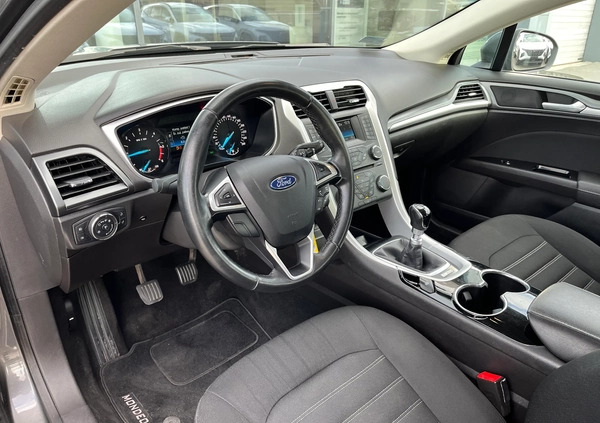 Ford Mondeo cena 47500 przebieg: 168400, rok produkcji 2015 z Piława Górna małe 211